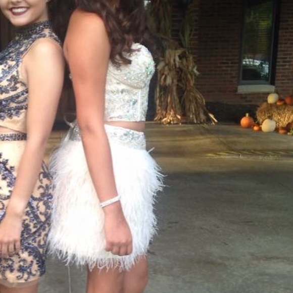 Venice homecoming dress - Picture 2 of 6